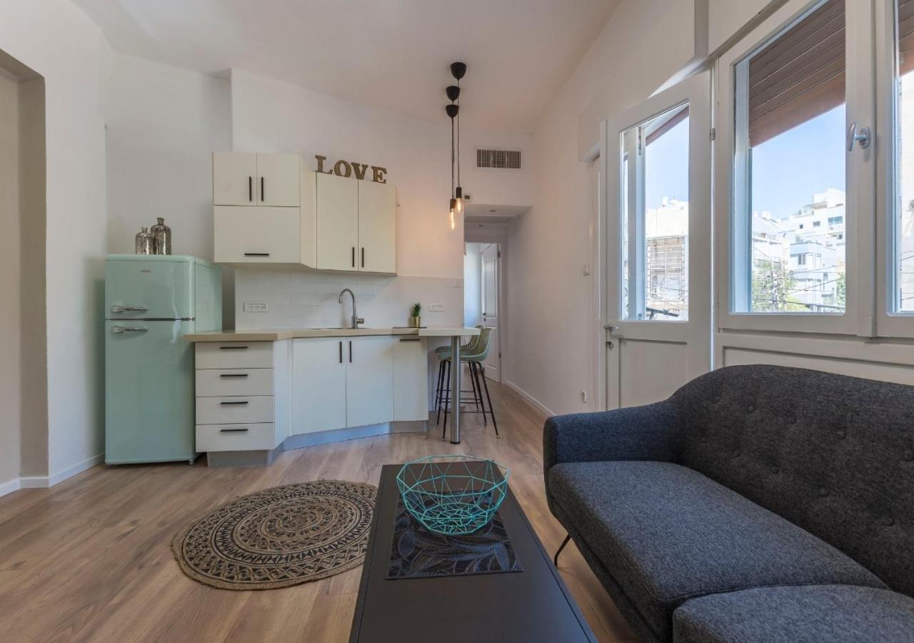 1B Patio Beach House Premium Location W/2 Balcony Tel Aviv Exterior photo
